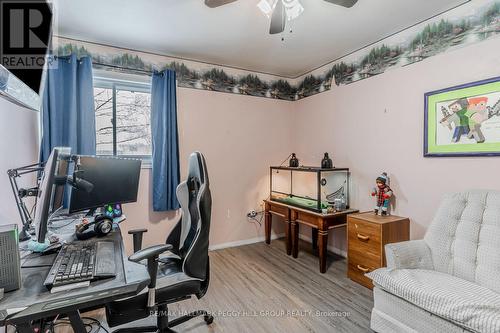 90 Queen Street E, Springwater, ON - Indoor Photo Showing Office