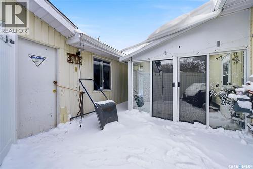 2221 Dufferin Road, Regina, SK - Outdoor With Exterior