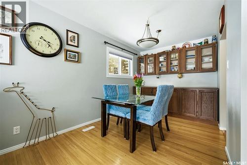 2221 Dufferin Road, Regina, SK - Indoor Photo Showing Dining Room