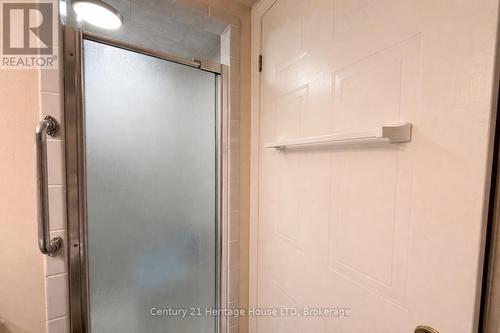 Bathroom walk in shower - 504 - 81 Scott Street, St. Catharines (Lakeport), ON - Indoor Photo Showing Bathroom