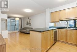 311 - 18 STAFFORD STREET  Toronto, ON M5V 3W4