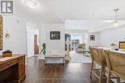 302 - 17 KAY CRESCENT  Guelph (Pineridge/Westminster Woods), ON N1L 0P1