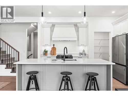 2455 Bradley Drive Unit# 102 Lot# 4, Armstrong, BC - Indoor Photo Showing Kitchen With Upgraded Kitchen