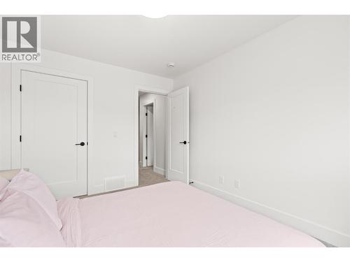 2455 Bradley Drive Unit# 102 Lot# 4, Armstrong, BC - Indoor Photo Showing Bedroom