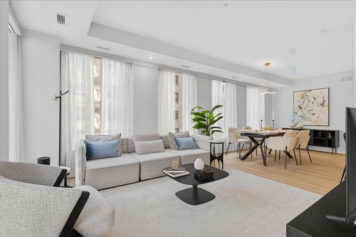 Salon - 1208-1245 Rue Sherbrooke O., Montréal (Ville-Marie), QC - Indoor Photo Showing Living Room