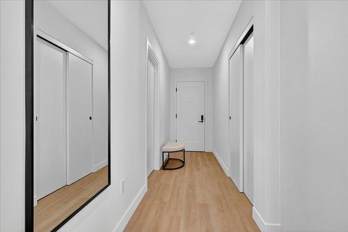 Hall d'entrée/Vestibule - 1405-1245 Rue Sherbrooke O., Montréal (Ville-Marie), QC - Indoor Photo Showing Other Room