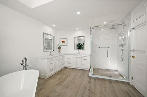 Salle de bains - 389 Rue Cézanne, Dollard-Des-Ormeaux, QC - Indoor Photo Showing Bathroom