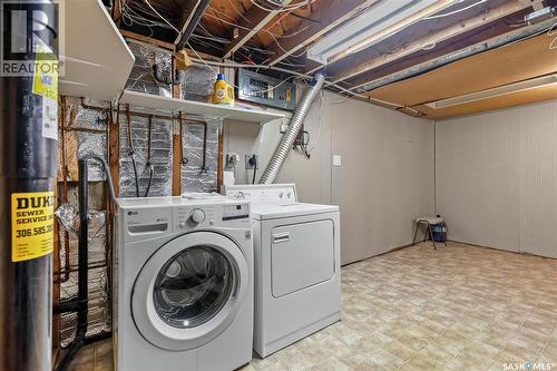 40 Sussex Crescent, Regina, SK - Indoor Photo Showing Laundry Room