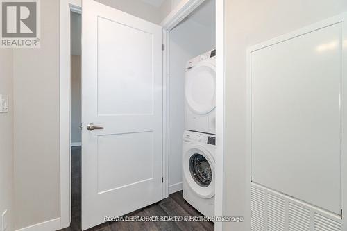 303 - 15 Queen Street S, Hamilton, ON - Indoor Photo Showing Laundry Room
