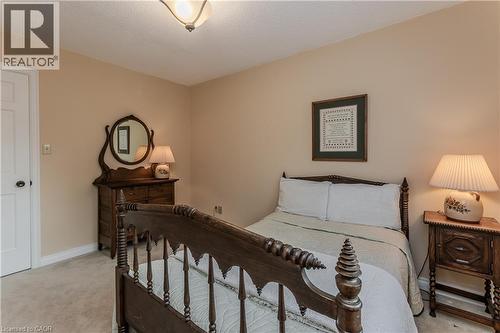 2431 Britannia Road, Burlington, ON - Indoor Photo Showing Bedroom