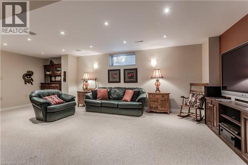 2431 Britannia Road, Burlington, ON - Indoor