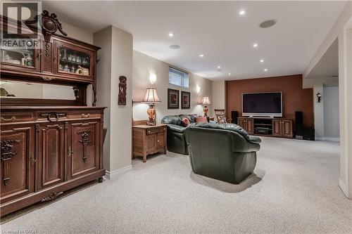 2431 Britannia Road, Burlington, ON - Indoor Photo Showing Other Room