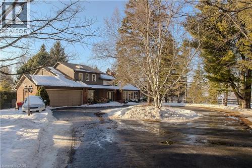 2431 Britannia Road, Burlington, ON - Outdoor