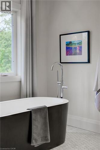 38 Euclid Avenue, Waterloo, ON - Indoor