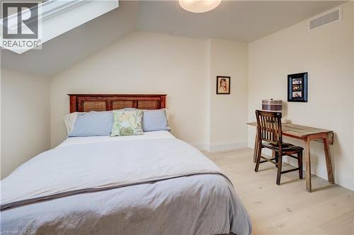 38 Euclid Avenue, Waterloo, ON - Indoor Photo Showing Bedroom