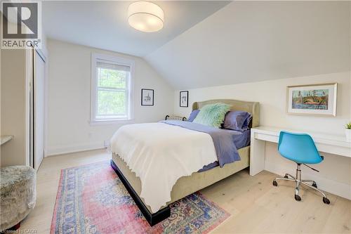 38 Euclid Avenue, Waterloo, ON - Indoor Photo Showing Bedroom