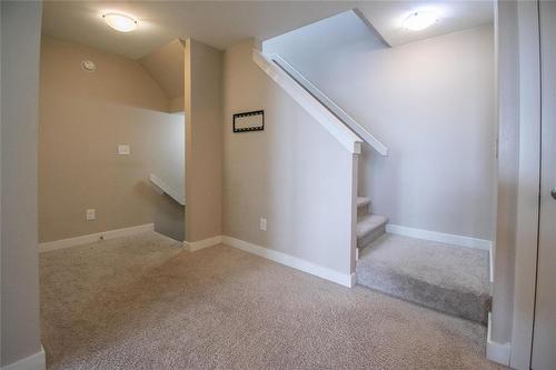 1 419 Pandora Avenue, Winnipeg, MB - Indoor Photo Showing Other Room