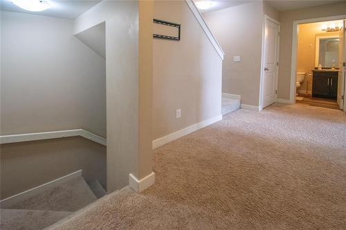 1 419 Pandora Avenue, Winnipeg, MB - Indoor Photo Showing Other Room