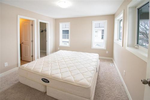 1 419 Pandora Avenue, Winnipeg, MB - Indoor Photo Showing Bedroom