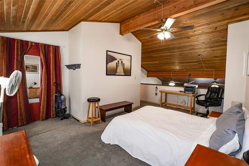 829-880 Northstar Drive, Kimberley, BC - Indoor Photo Showing Bedroom