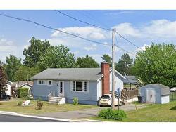 33 Manning  Riverview, NB E1B 3X3