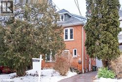 131 BARCLAY Street  Hamilton, ON L8S 1P6