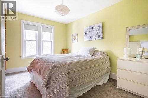 131 Barclay Street, Hamilton, ON - Indoor Photo Showing Bedroom