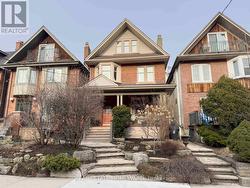101 BERTMOUNT AVENUE Toronto, ON M4M 2X8