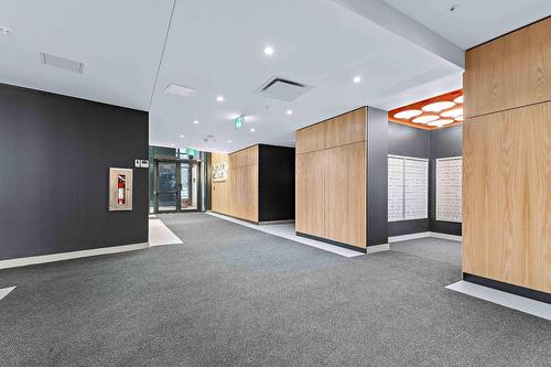 Hall d'entrée/Vestibule - 819-1150 Boul. René-Lévesque E., Montréal (Ville-Marie), QC - Indoor Photo Showing Other Room