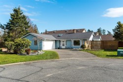 11-2558 Ferguson Rd  Central Saanich, BC V8M 1V7