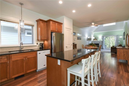 5-700 Lancaster Way, Comox, BC 