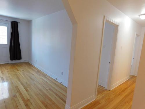 Passageway - 9-5985 Rue Souart, Montréal (Côte-Des-Neiges/Notre-Dame-De-Grâce), QC - Indoor Photo Showing Other Room