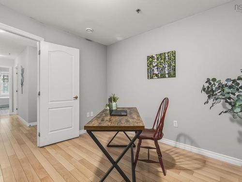 106 78 Regency Park Drive, Clayton Park, NS 