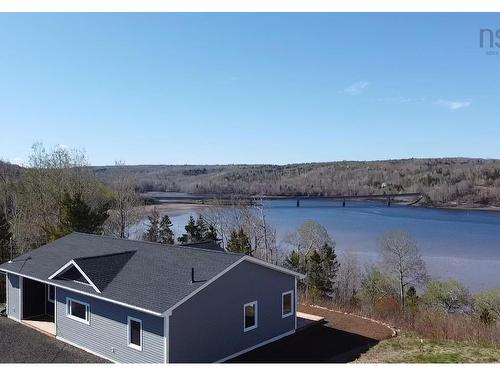 41 Colonial Arms Drive, Deep Brook, NS 