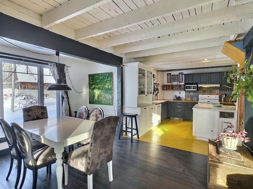 Dining room - 2101Z 10E Rang, Latulipe-Et-Gaboury, QC - Indoor Photo Showing Dining Room