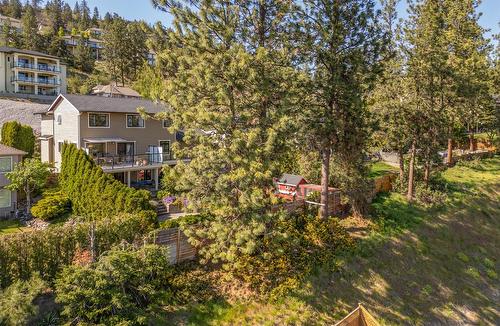 2069 Horizon Drive, West Kelowna, BC - Outdoor