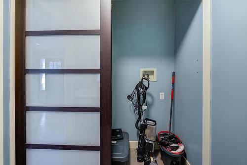 2069 Horizon Drive, West Kelowna, BC - Indoor Photo Showing Other Room