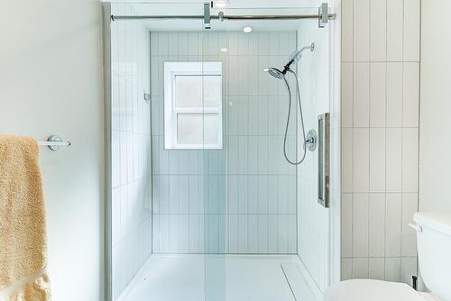 2069 Horizon Drive, West Kelowna, BC - Indoor Photo Showing Bathroom
