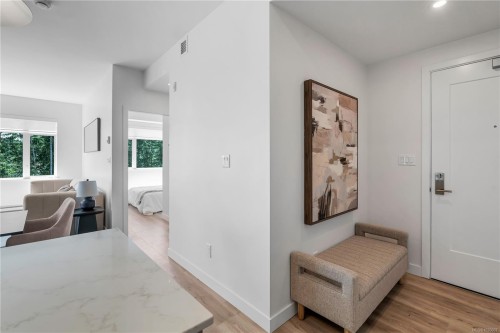 101-2000 West Park Lane, View Royal, BC - Indoor