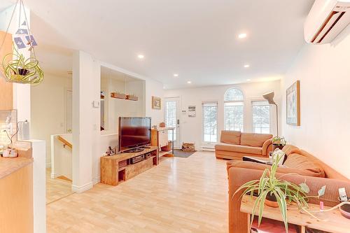 Living room - 238 12E Rang E., Stoke, QC - Indoor Photo Showing Living Room