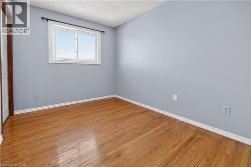 209 Ravenbury Drive, Hamilton, ON - Indoor Photo Showing Other Room
