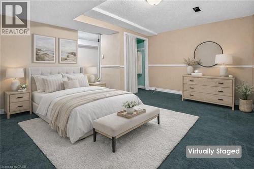 209 Ravenbury Drive, Hamilton, ON - Indoor Photo Showing Bedroom
