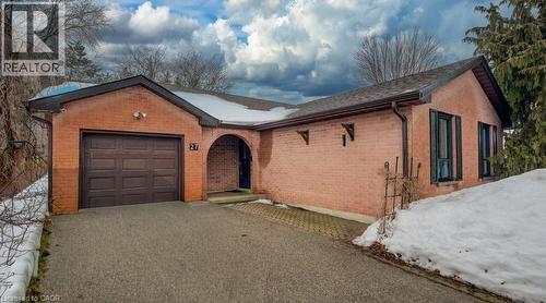 27 Erinbrook Drive, Kitchener, ON - Outdoor