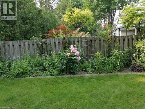 27 Erinbrook Drive, Kitchener, ON - Outdoor