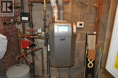 309 Strathearne Avenue, Hamilton, ON - Indoor Photo Showing Basement