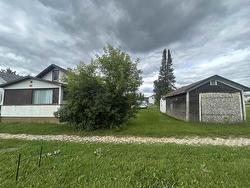 208-210 MACKENZIE Avenue  Atikokan, ON P0T 1C0