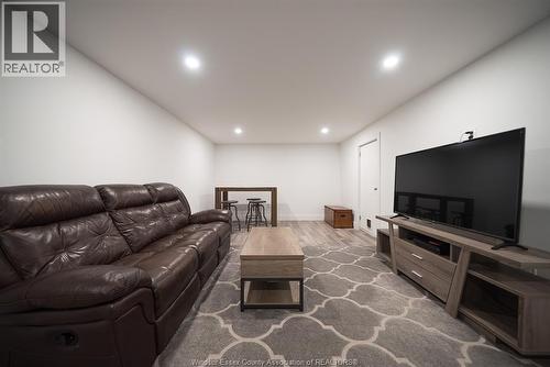 662 Mohawk Road West, Hamilton, ON 