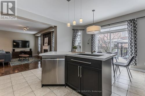 2170 Jardine Crescent, Burlington, ON - Indoor Photo Showing Other Room