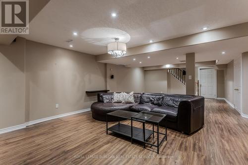 2170 Jardine Crescent, Burlington, ON - Indoor Photo Showing Other Room