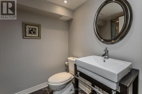 2170 Jardine Crescent, Burlington, ON - Indoor Photo Showing Bathroom